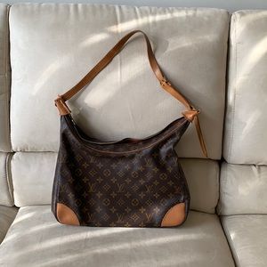 Authentic Louis Vuitton BOULOGNE 35